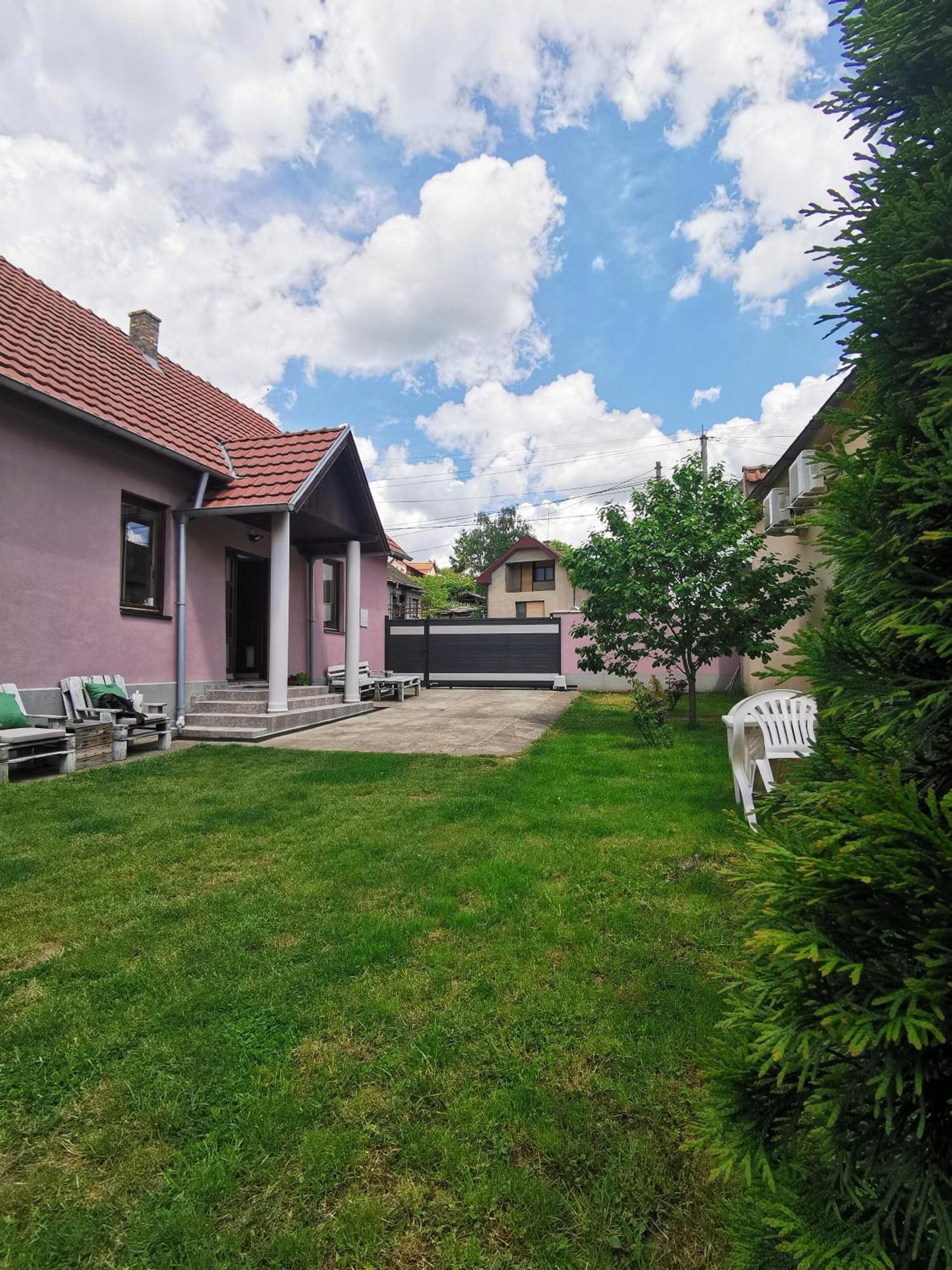 Apartmani La Grande Motte Vrdnik Exterior photo